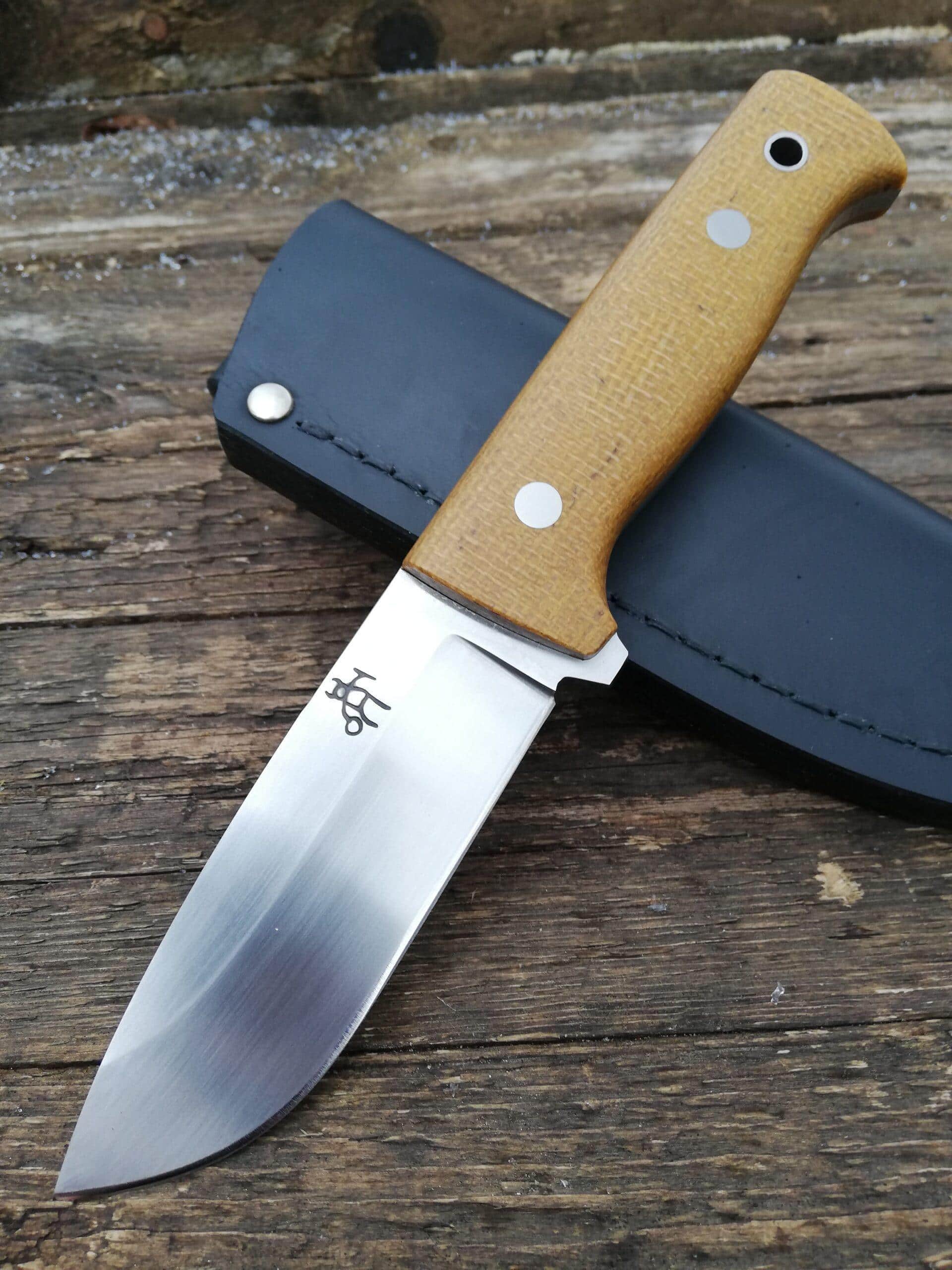bushcraft-knife-bozotmives bushcraft-knife-bozotmuves