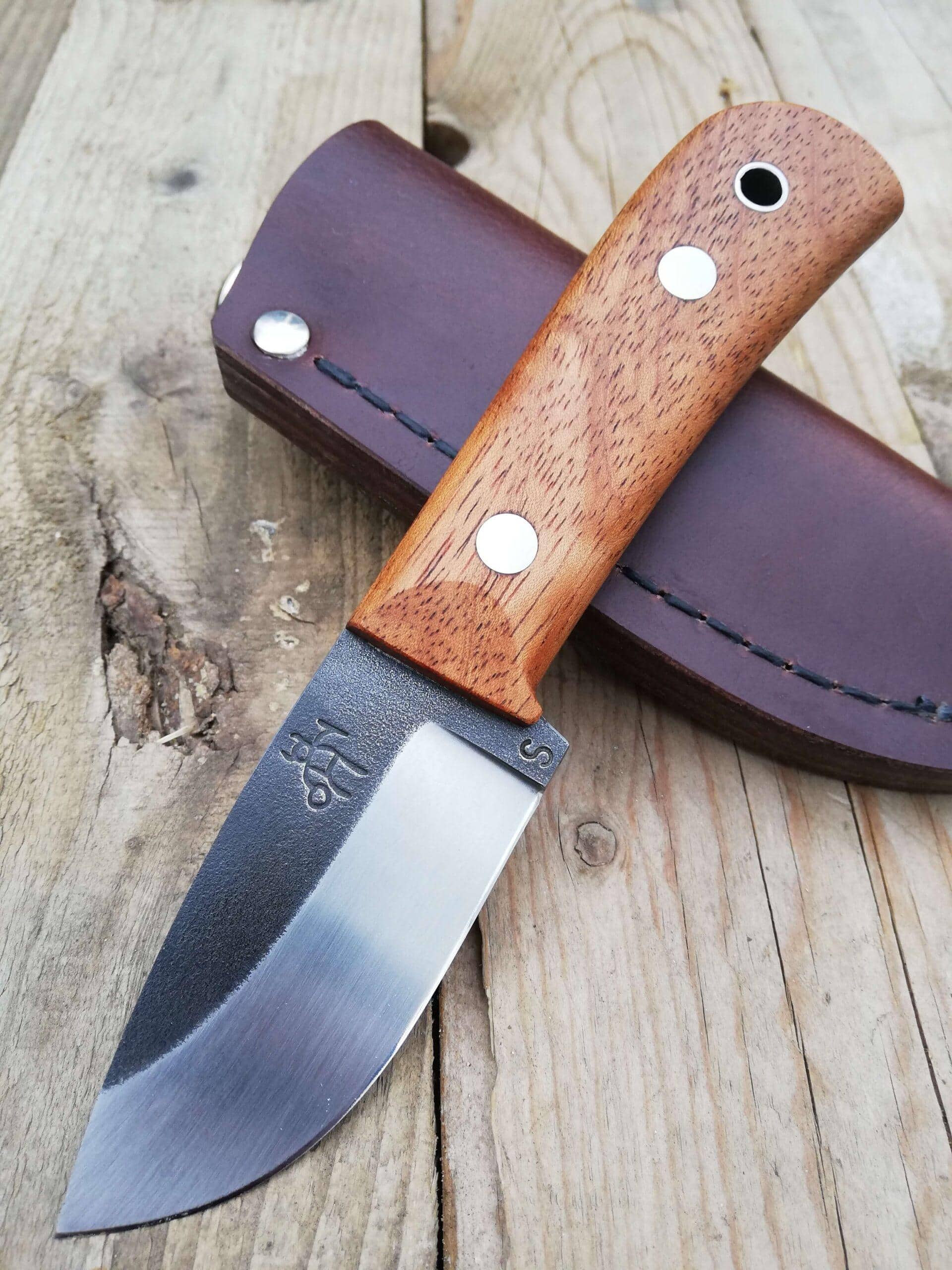 edc-knife-shaman